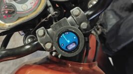 This DIY project turned an old smartwatch into a motorcycle sat nav